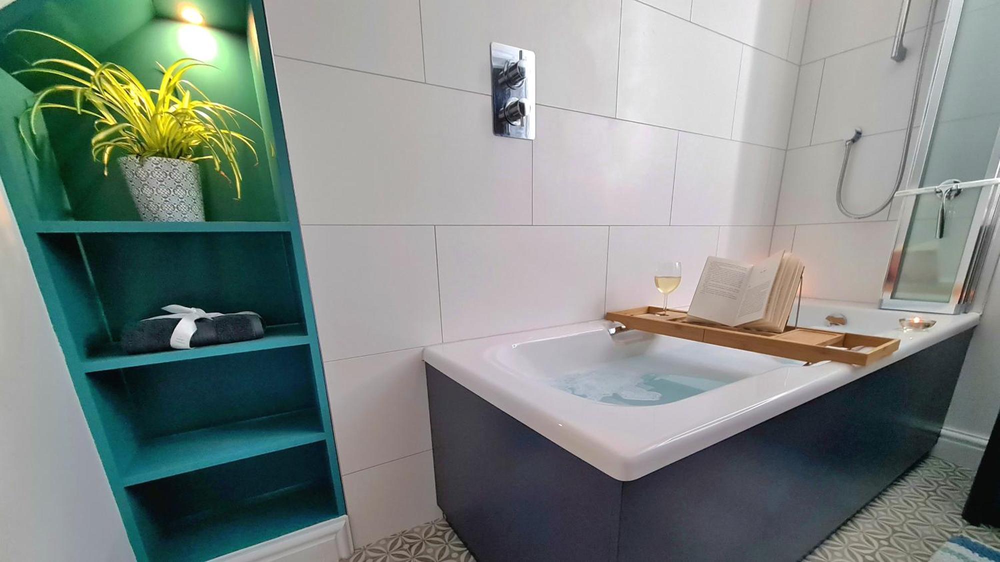 The Hideaway - Luxury Townhouse Villa Wareham Bagian luar foto
